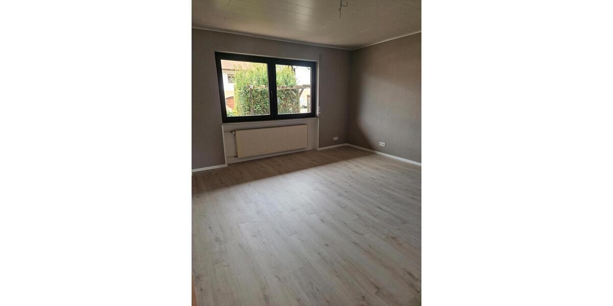 Erdgeschoßwohnung Hargesheim - 5 Zimmer, 136 m&sup2;, 1.260&euro; | Angebot:26221498