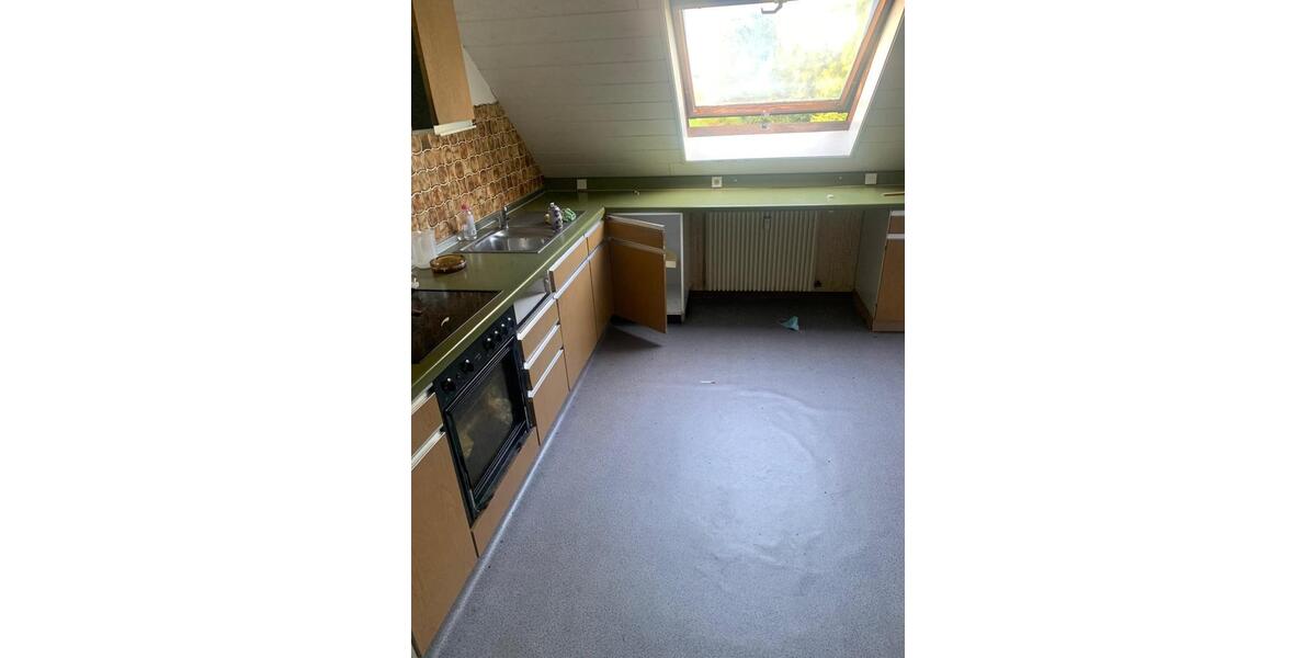 Etagenwohnung Montabaur - 5 Zimmer, 140 m&sup2;, 1.375&euro; | Angebot:26197795