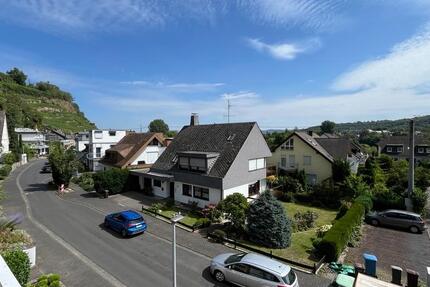 Top sanierte 5-Zimmer-Wohnung mit Dachterrasse in Koblenz-Güls zimmer