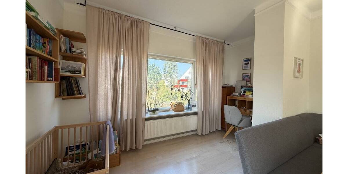 Etagenwohnung Erlangen Burgberg - 5 Zimmer, 155 m&sup2;, 1.900&euro; | Angebot:25984870