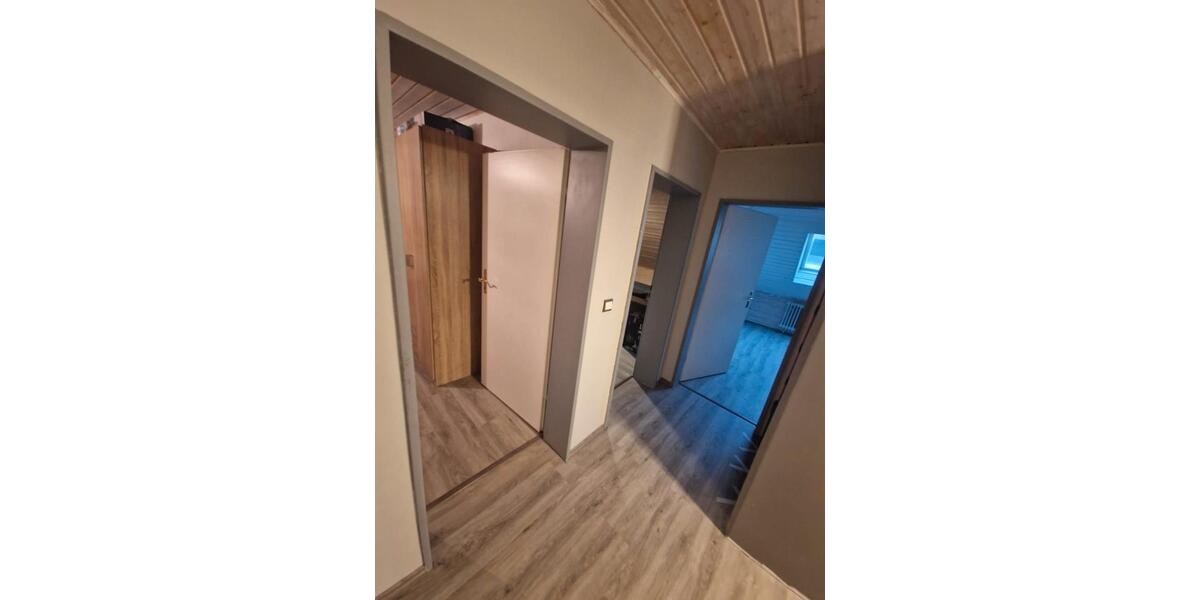 Dachgeschoßwohnung Dillingen (Saar) - 3 Zimmer, 89 m&sup2;, 700&euro; | Angebot:26227429