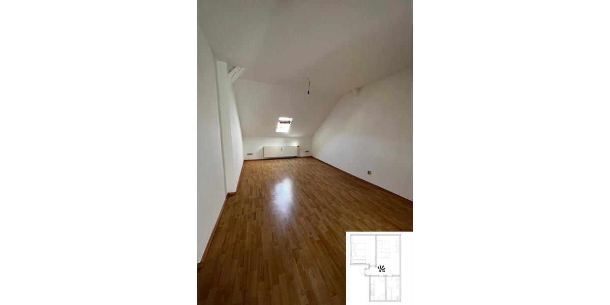 Dachgeschoßwohnung Mühlhausen (Thüringen) - 2 Zimmer, 45 m&sup2;, 250&euro; | Angebot:25537835