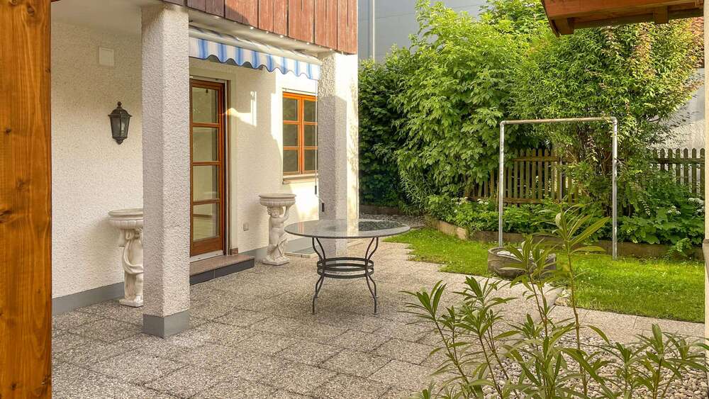 Etagenwohnung Wolfratshausen - 2 Zimmer, 81 m&sup2;, 1.155&euro; | Angebot:26306506