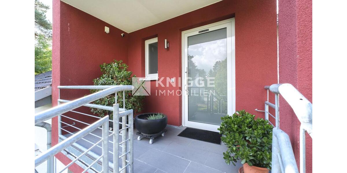 +++ 3439 - Architekten-Penthouse in begehrter Villenlage von GL-Hebborn +++ 4 zimmer