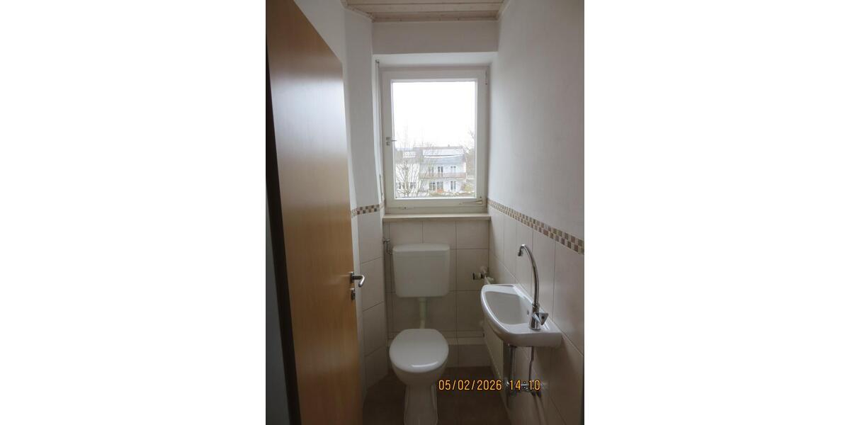 Etagenwohnung Pfreimd - 5 Zimmer, 100 m&sup2;, 750&euro; | Angebot:25866710