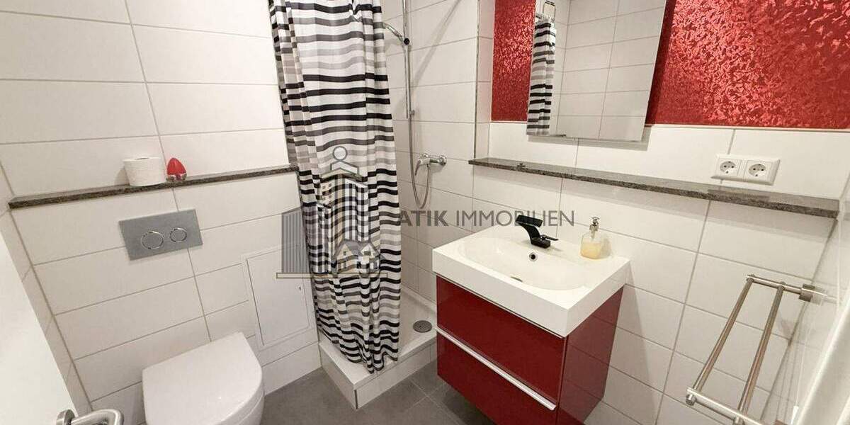 ATIK: Charmante 1,5-Zimmer-Wohnung mit Terrasse 1 zimmer