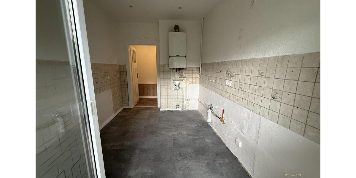 Erdgeschoßwohnung Bitterfeld-Wolfen Bitterfeld - 3 Zimmer, 78 m&sup2;, 500&euro; | Angebot:22081258