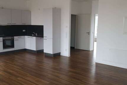 Wohnung zum Mieten in Berlin 1.765 € 111.81 m² 4 zimmer