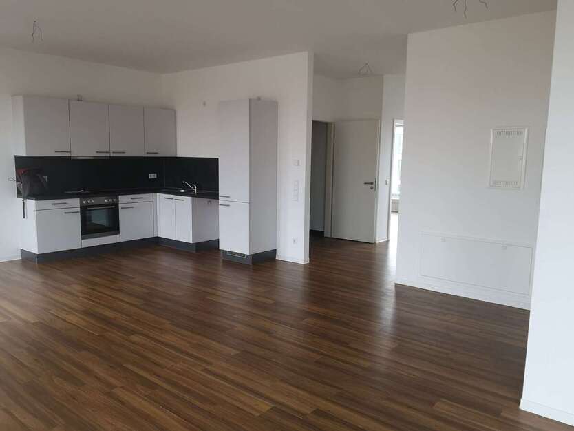 Wohnung zum Mieten in Berlin 1.765 € 111.81 m² 4 zimmer
