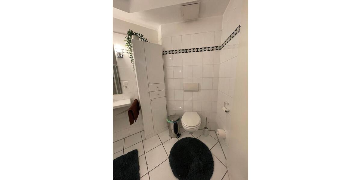 Wohnen auf Zeit Oldenburg Dobbenviertel - 14 Zimmer, 100 m&sup2;, 375&euro; | Angebot:25424842