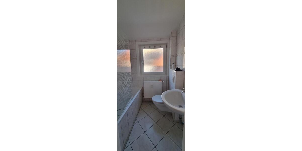 Dachgeschoßwohnung Offenbach am Main Bieber - 2 Zimmer, 50 m&sup2;, 980&euro; | Angebot:24833082