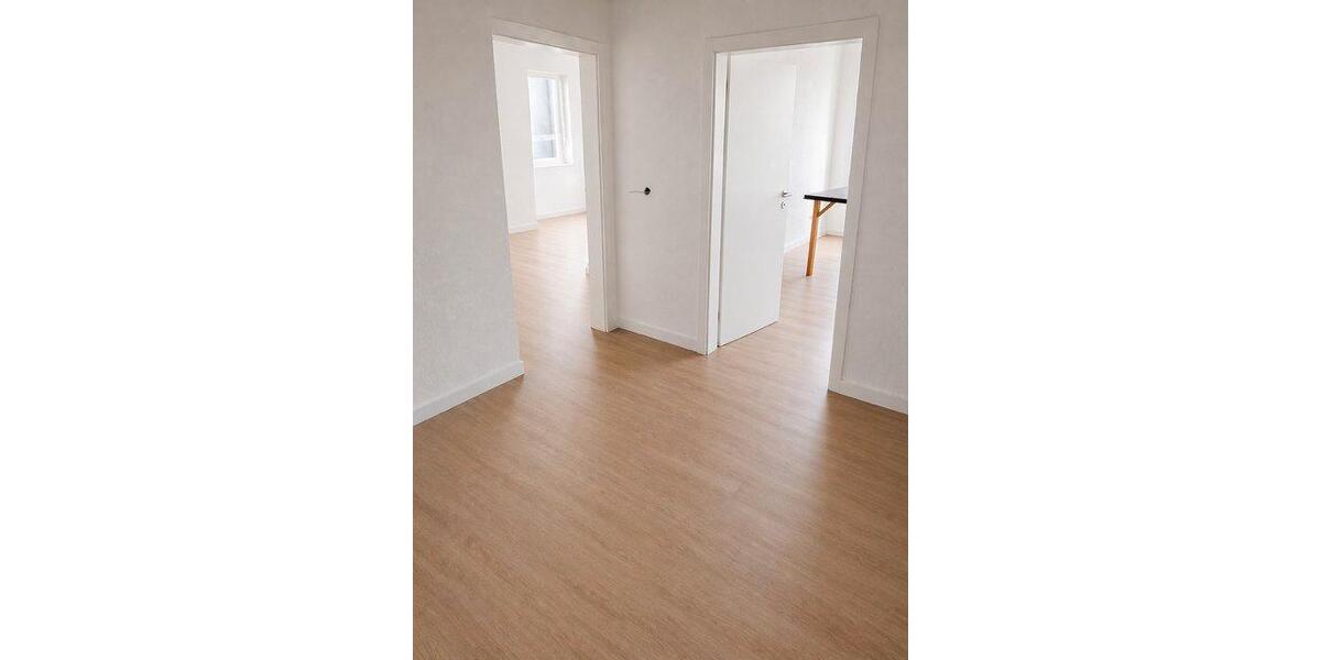 Etagenwohnung Backnang - 3 Zimmer, 72 m&sup2;, 1.000&euro; | Angebot:26247509
