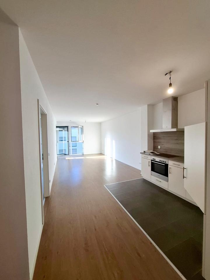 Moderne 2-Zimmer Wohnung mit Balkon und Einbaucküche in Offenbach