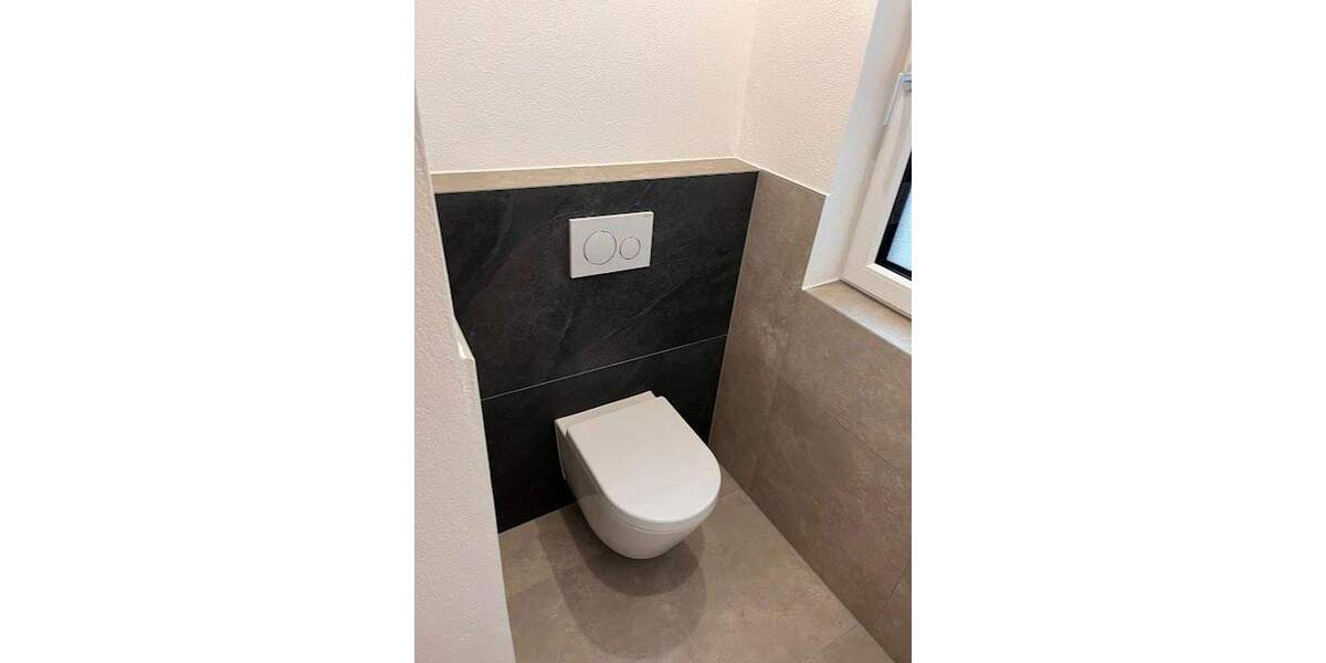 Schöne Doppelhaushälfte 5 zimmer