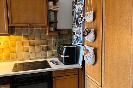 Möblierte 3,5-Zimmer-Wohnung (83 m²) in Hannover-Döhren zimmer