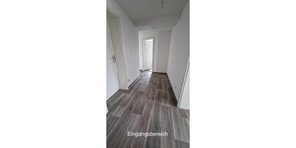 Erdgeschoßwohnung Gröningen - 3 Zimmer, 78 m&sup2;, 589&euro; | Angebot:26096239