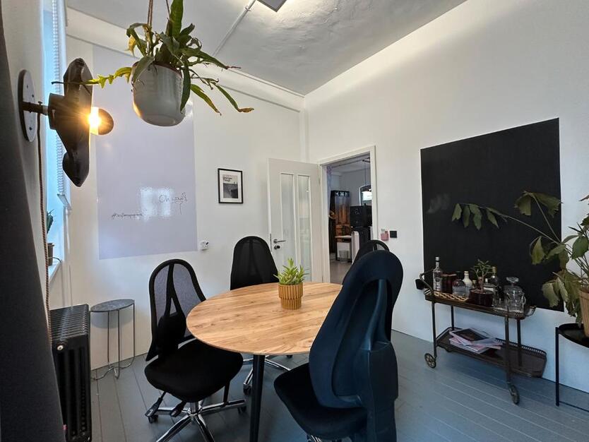 Arbeitsplätze bei Filmproduktion Ottensen - All-in-Miete