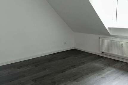 Wohnung zum Mieten in Essen 375 € 42.58 m² 1 zimmer