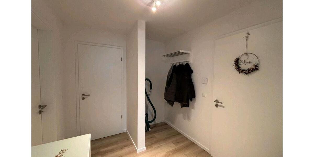 Dachgeschoßwohnung Bielefeld Schildesche - 2 Zimmer, 80 m&sup2;, 1.150&euro; | Angebot:26692989