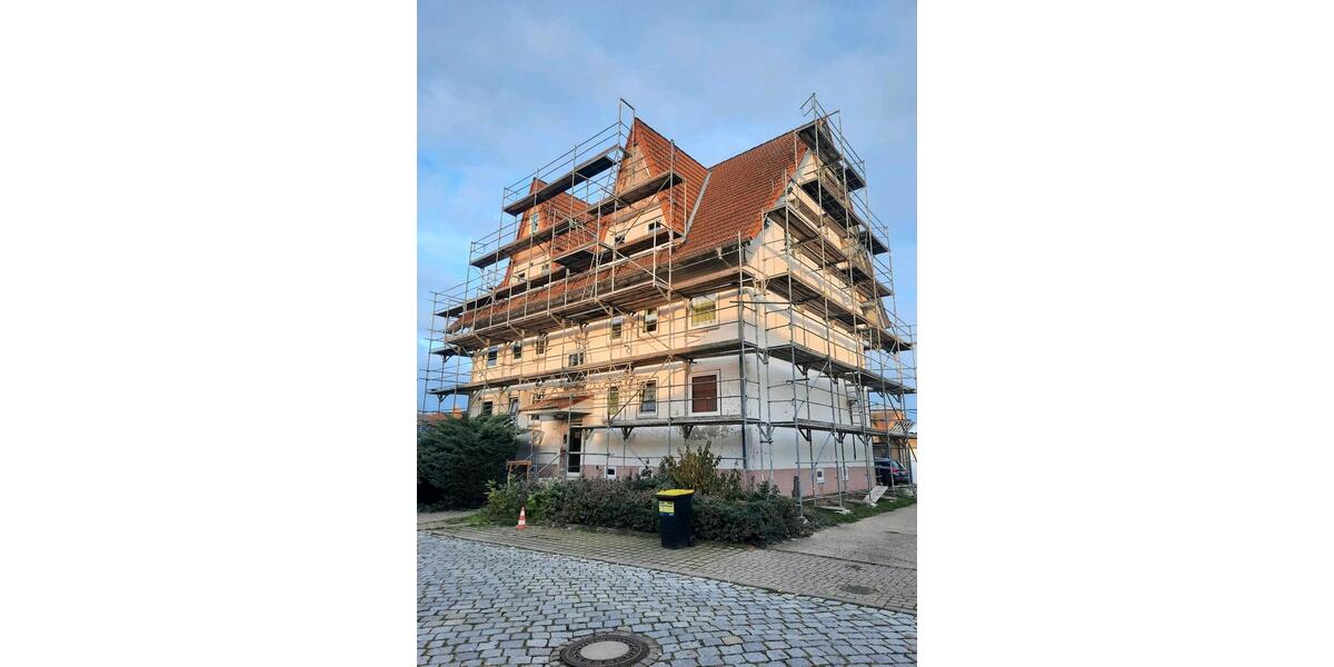 Helle 2 Raum-Maisonette-Wohnung im DG mit Balkon in Kölsa 2 zimmer