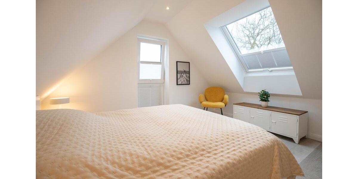 Wohnen auf Zeit Uetersen - 2 Zimmer, 75 m&sup2;, 2.100&euro; | Angebot:26336243