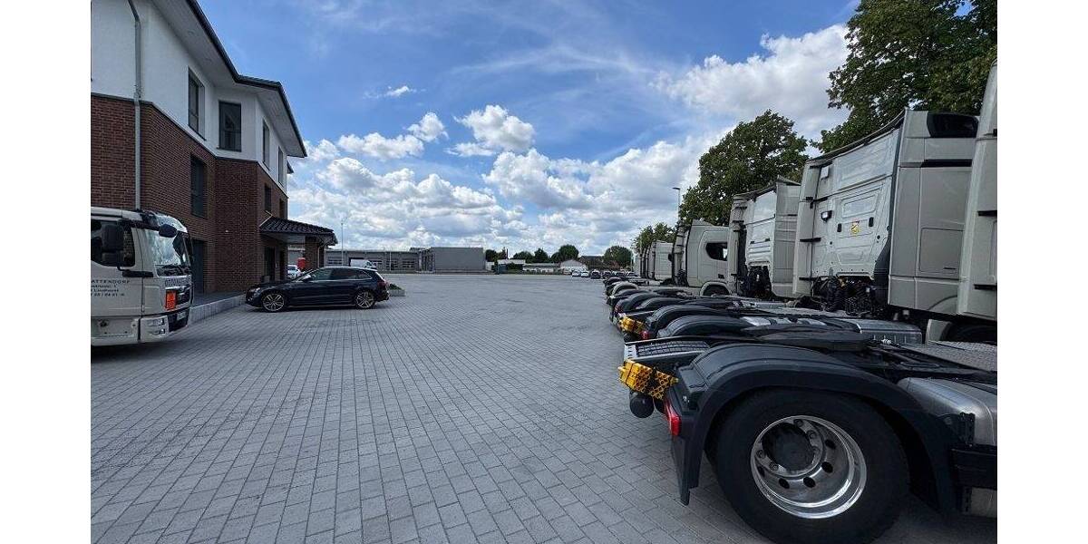 Gewerbeobjekt Lindhorst - 5 Zimmer, 207 m&sup2;, 2.200&euro; | Angebot:23516415