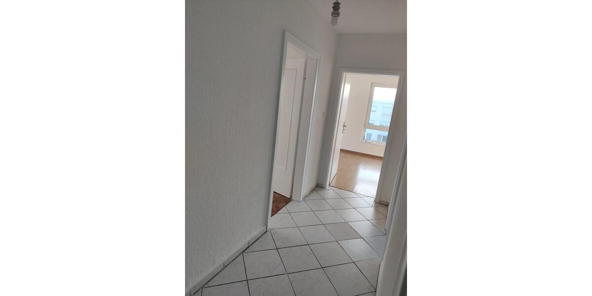 Etagenwohnung Garbsen - 3 Zimmer, 72 m&sup2;, 700&euro; | Angebot:25149319