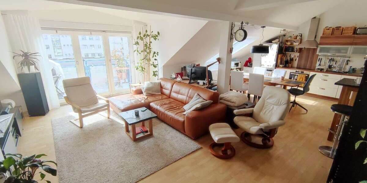 Wohnung zum Mieten in Darmstadt 1.670 € 102 m² 3 zimmer