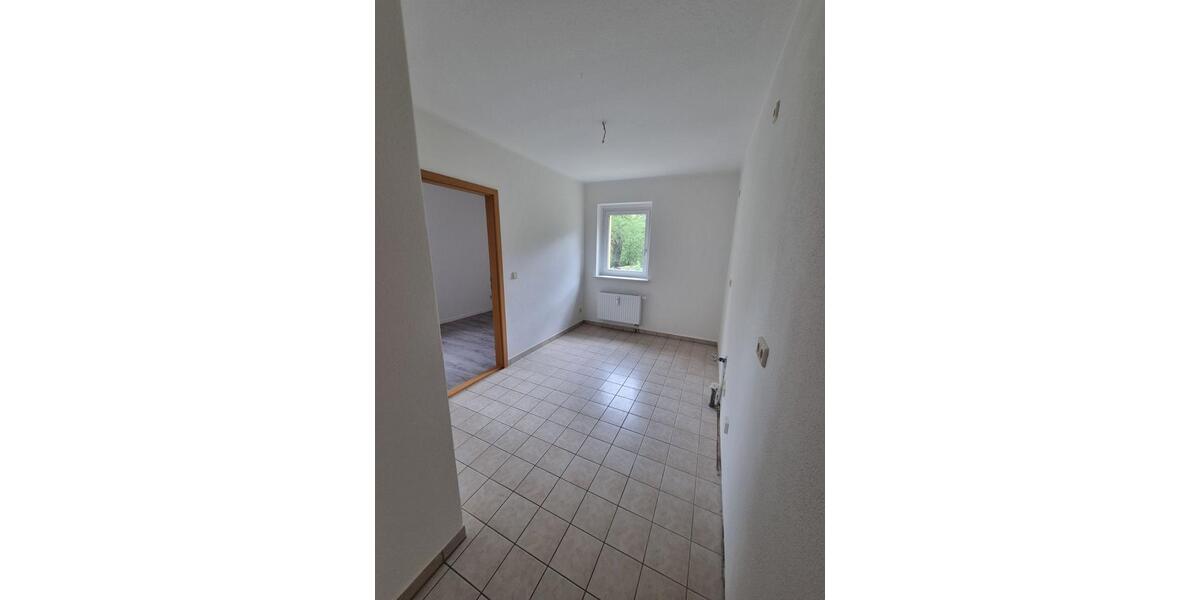 Hochparterre Zschopau - 3 Zimmer, 54 m&sup2;, 325&euro; | Angebot:26664080