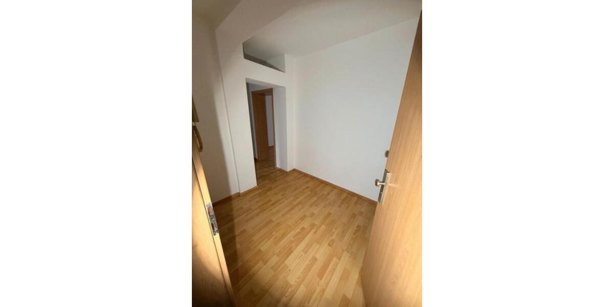 Maisonettenwohnung Gräfenhainichen - 4 Zimmer, 95 m&sup2;, 790&euro; | Angebot:26534430