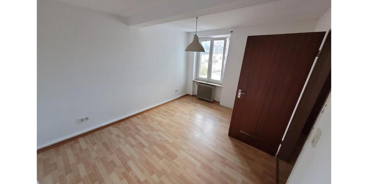 Etagenwohnung Trier - 2 Zimmer, 64 m&sup2;, 590&euro; | Angebot:26653140