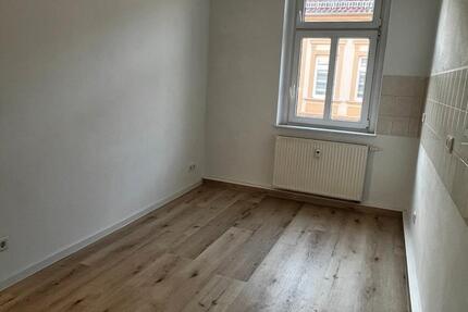 Wohnung Döbeln - 2 Zimmer, 57 m&sup2;, 325&euro; | Angebot:25418325