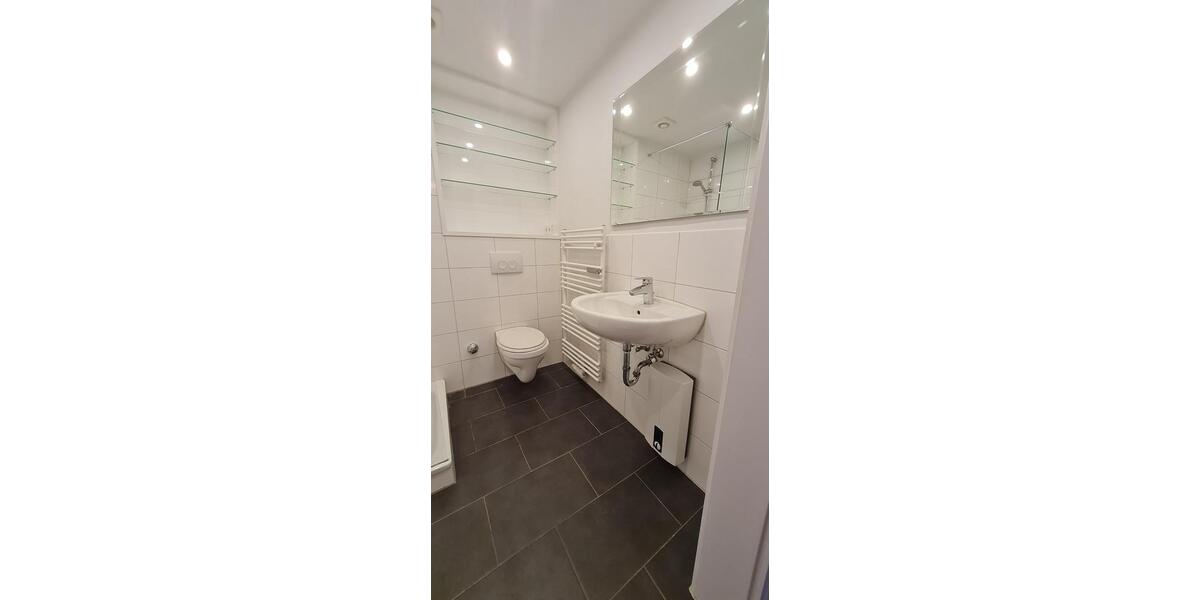 Etagenwohnung Düsseldorf Stadtbezirk 8 - 1 Zimmer, 58 m&sup2;, 783&euro; | Angebot:26548355