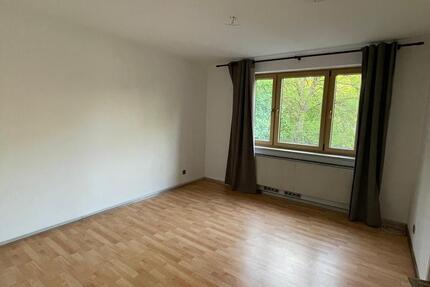 Nähe Ostbahnhof: 3er WG 14 zimmer