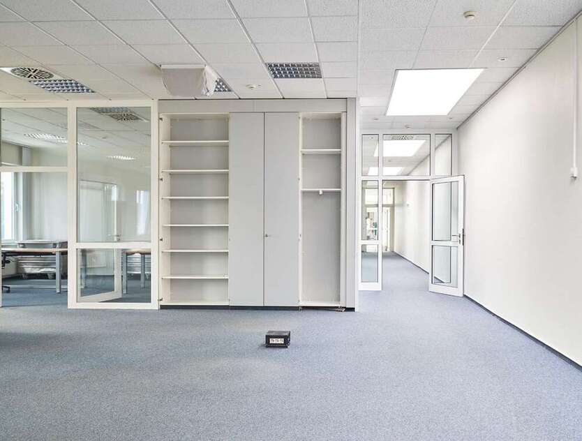 Büro in Buxtehude 4.900 € 882 m²