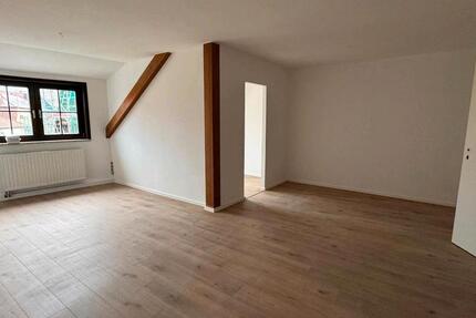 Wohnung Jena Lobeda-Altstadt - 2 Zimmer, 68 m&sup2;, 650&euro; | Angebot:25087443