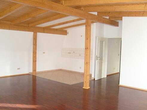 Dachgeschoßwohnung Bautzen - 2 Zimmer, 72 m&sup2;, 432&euro; | Angebot:26060832