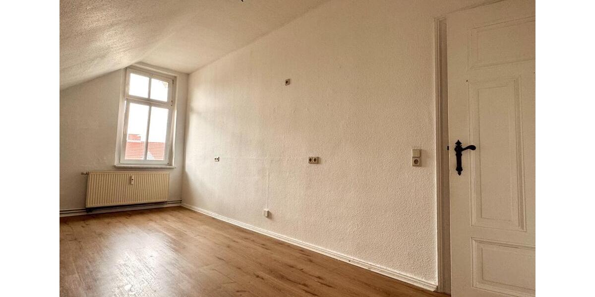Dachgeschoßwohnung Bad Freienwalde (Oder) - 2.5 Zimmer, 72 m&sup2;, 510&euro; | Angebot:26507484