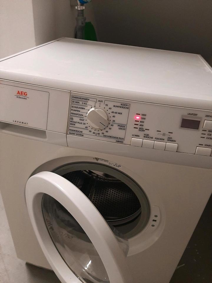 Zimmer frei in Frauen Wg