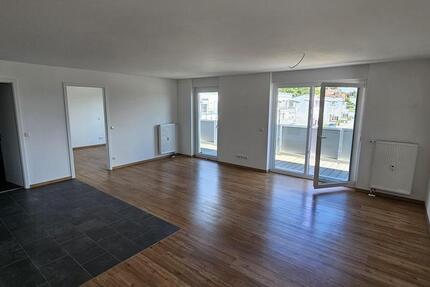 Wohnung Kemnath - 2 Zimmer, 66 m&sup2;, 780&euro; | Angebot:26575834