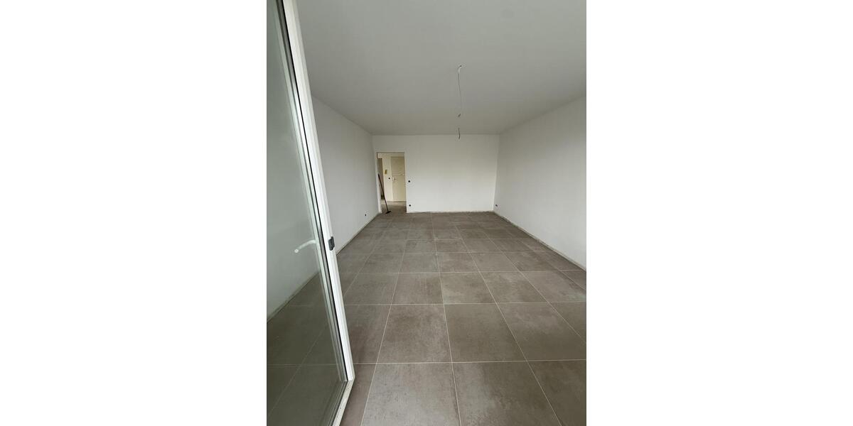 Etagenwohnung Steinbach (Taunus) - 3 Zimmer, 73 m&sup2;, 1.300&euro; | Angebot:24456351