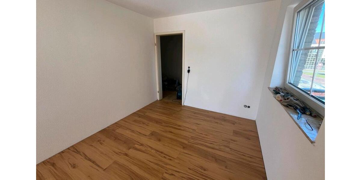 Etagenwohnung Neumünster - 2 Zimmer, 65 m&sup2;, 850&euro; | Angebot:26633859