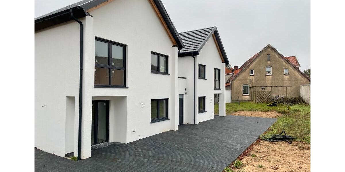 Etagenwohnung Rohrsen - 4 Zimmer, 140 m&sup2;, 1.250&euro; | Angebot:24538673