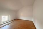 Dachgeschoßwohnung Wilhelmshaven - 1.5 Zimmer, 45 m&sup2;, 350&euro; | Angebot:26073368