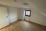 Dachgeschoßwohnung Saarbrücken West - 1 Zimmer, 65 m&sup2;, 550&euro; | Angebot:26225919