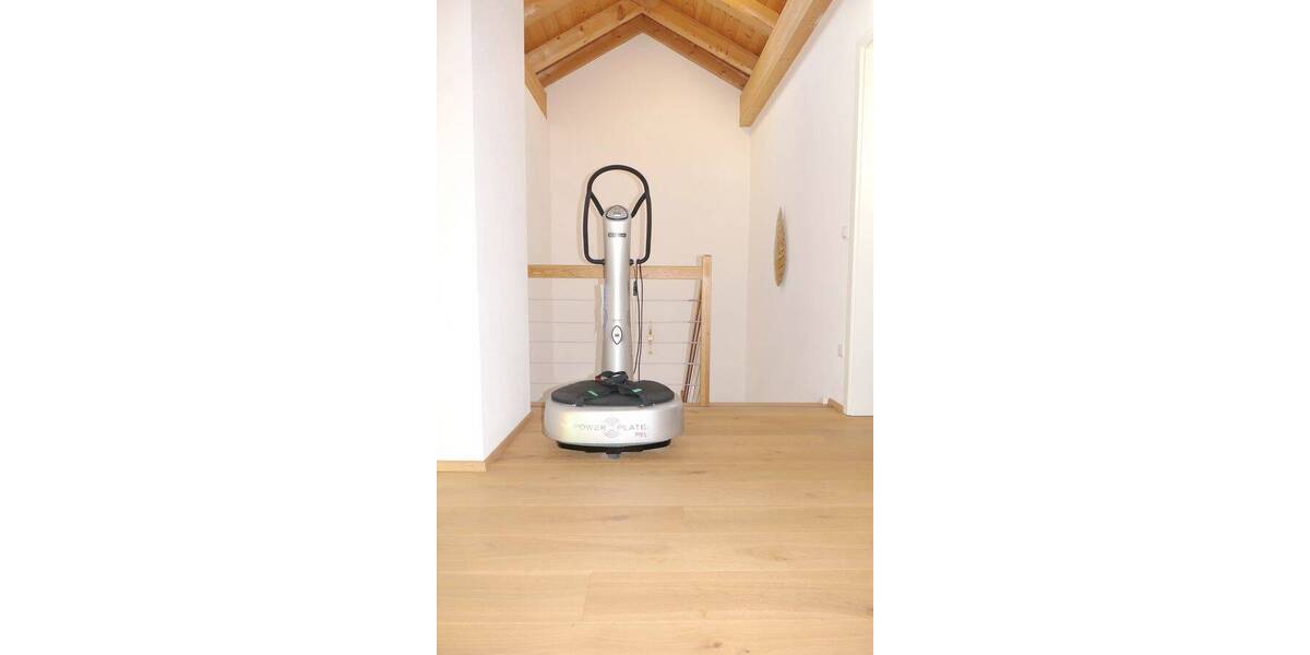 Etagenwohnung Lenggries - 4 Zimmer, 161 m&sup2;, 2.250&euro; | Angebot:26129498