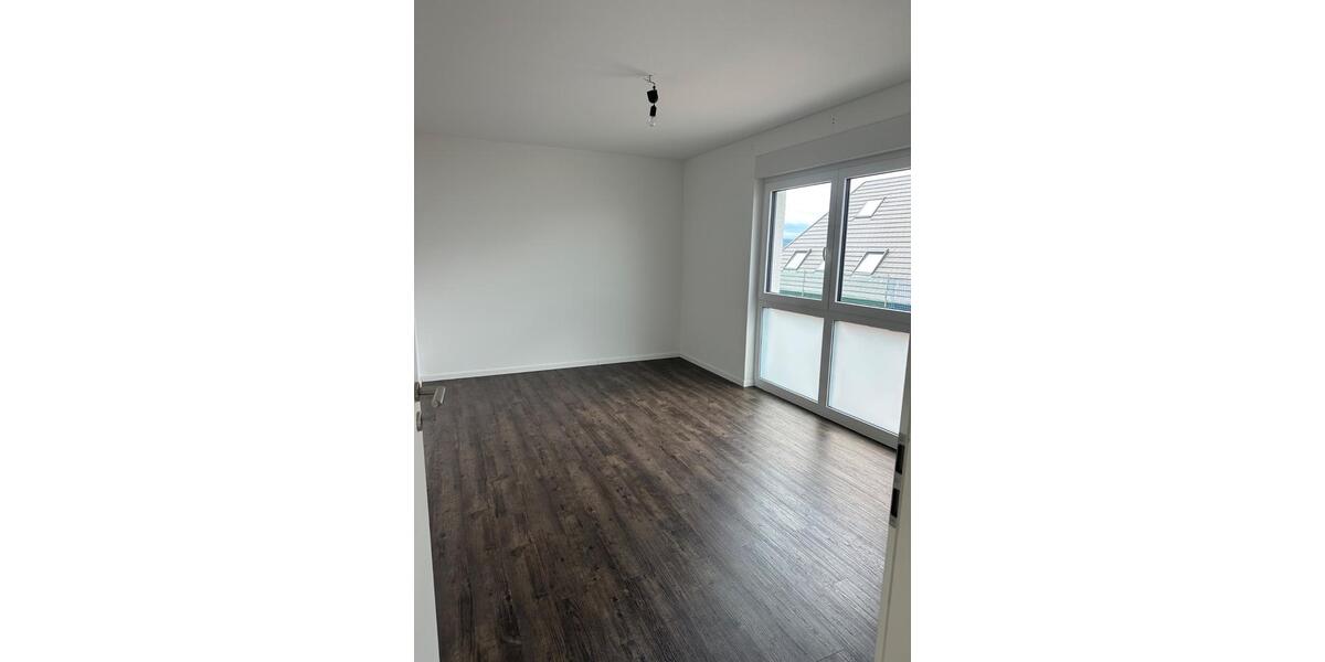 Etagenwohnung Trier Feyen-Weismark - 3 Zimmer, 76 m&sup2;, 950&euro; | Angebot:25979731
