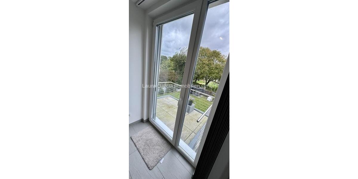 Wohnen auf Zeit Aachen Aachen-Mitte - 2 Zimmer, 67 m&sup2;, 1.400&euro; | Angebot:25270894