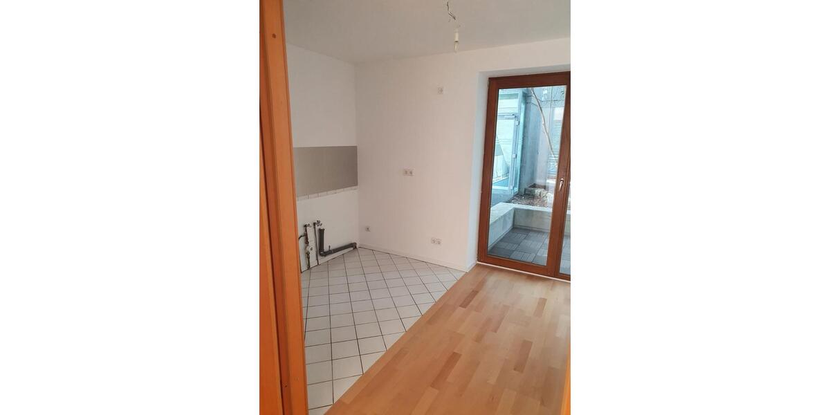 Erdgeschoßwohnung Hannover Döhren-Wülfel - 4 Zimmer, 91 m&sup2;, 1.050&euro; | Angebot:24751402