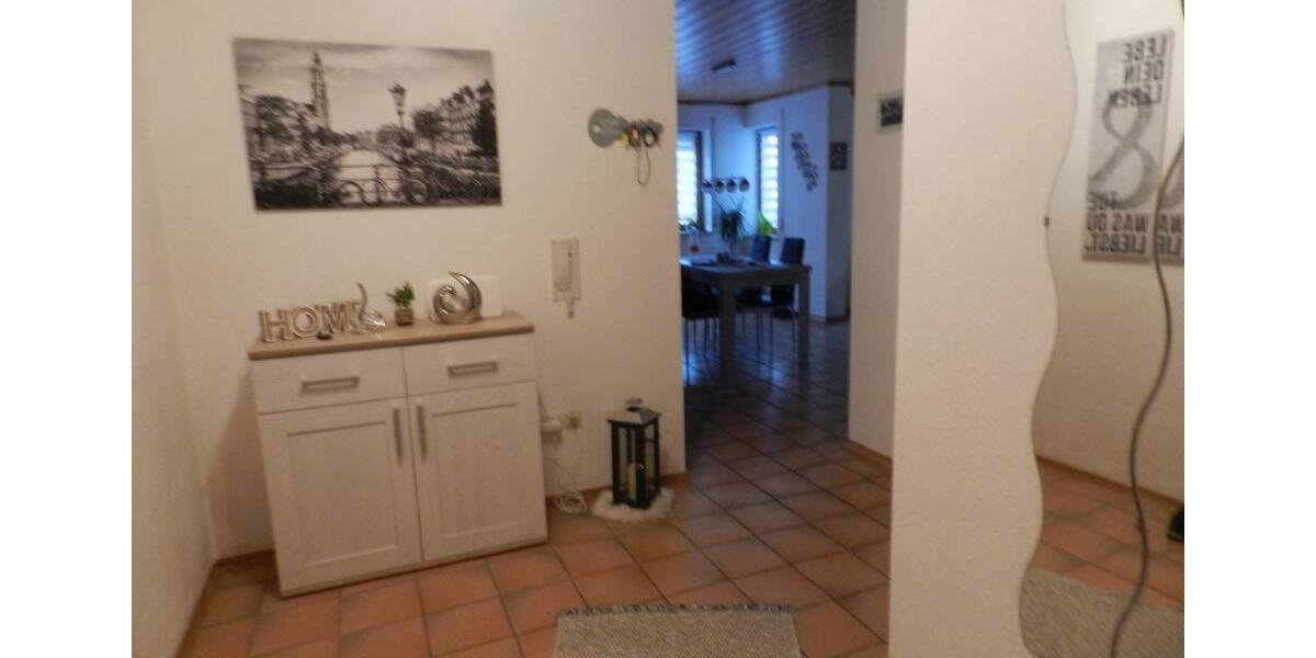 Erdgeschoßwohnung Collenberg - 2 Zimmer, 67 m&sup2;, 550&euro; | Angebot:24567322